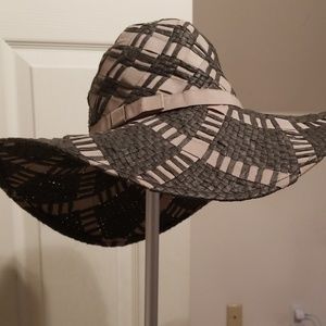 Wide brim floppy beach hat